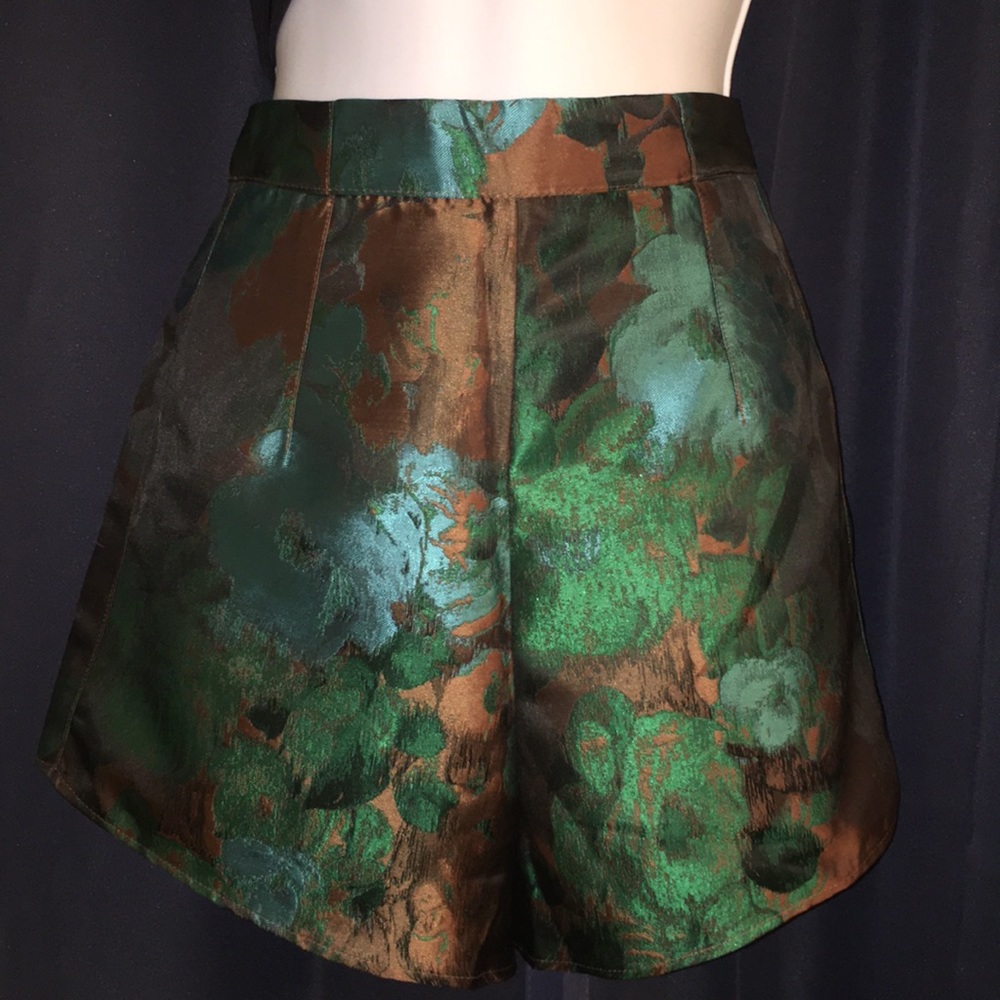 ASOS Hot Shorts by ASOS sz 6